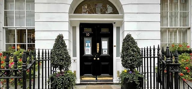 UKALM Health - Wellness & Aesthetics